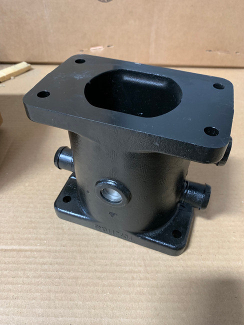 OEM Mercury MerCruiser 496 6" Spacer Riser Block 866768T 8M0124066 OEM Mercury MerCruiser 496 6" Spacer Riser Block 866768T 8M0124066