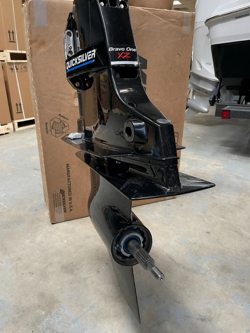 OEM Quicksilver MerCruiser Bravo 1 XZ One Outdrive 1.50 Drive DWP Sterndrive 8M0148527 52100005P