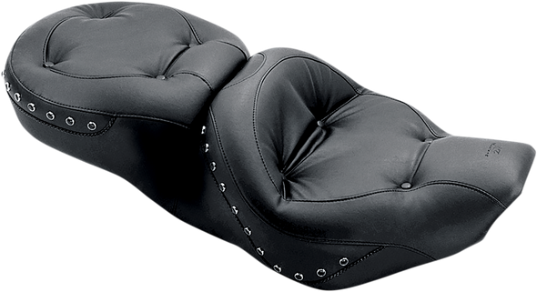 Mustang 75466 Regal Wide Rk 97-07 Studs