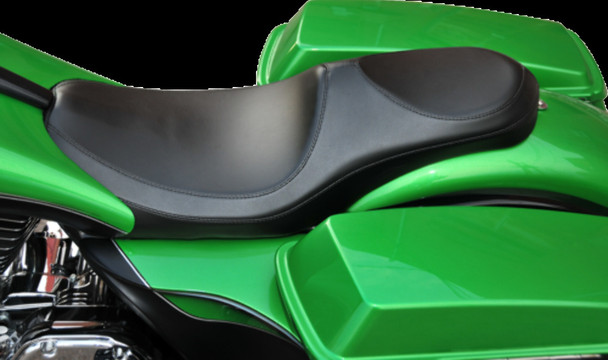 Le Pera LK-817PY Smooth Villain 2-Up Seat for Harley Touring FLH/T 08-16 Yaffe