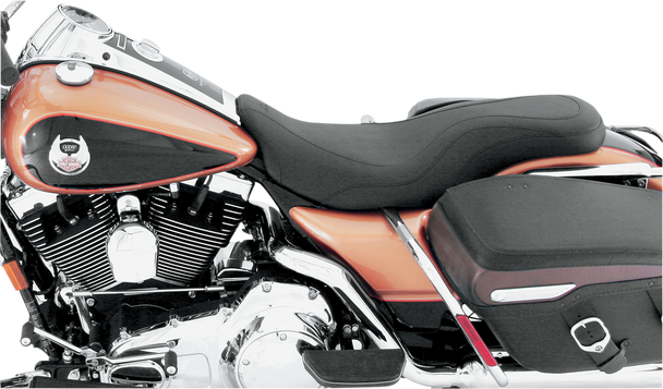 Mustang 76025 Seat Daytripper 08-19 FL