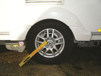 Milenco Compact  Wheel Clamp - Insurance Approved