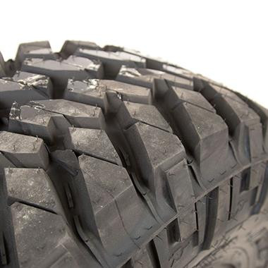 【NITTO TRAIL GRAPPLER M/T 37x12.50R18LT】夏タイヤ 4本【プロコンプ XTREME 社外 18インチ 8J5HPCD127-6】深リム　(VTX05) クレジットカード QR決済可能 Shop Now: Nitto Trail Grappler - 37x12.50R18
