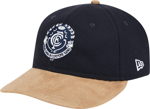 Three-quarter view of the 2025 Carlton New Era Retro Contrast 9Fifty cap.