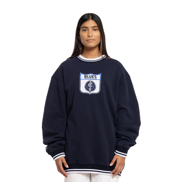 Side view of the Mitchell & Ness Carlton Logo Team Applique Crew.