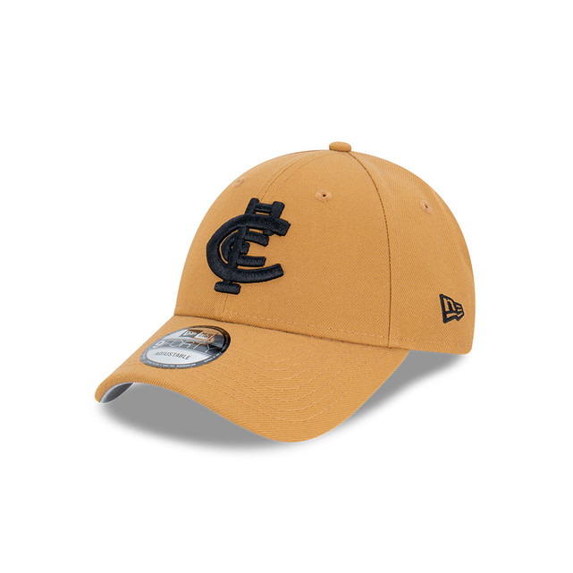 Three-quarter view of the Carlton New Era Wheat 9Forty Cap.