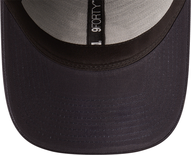 New Era 9Forty Badged