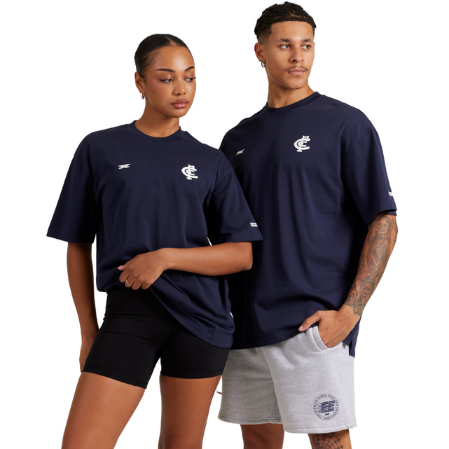 Lifestyle back shot of the Elite Eleven Carlton Oversized Tee.