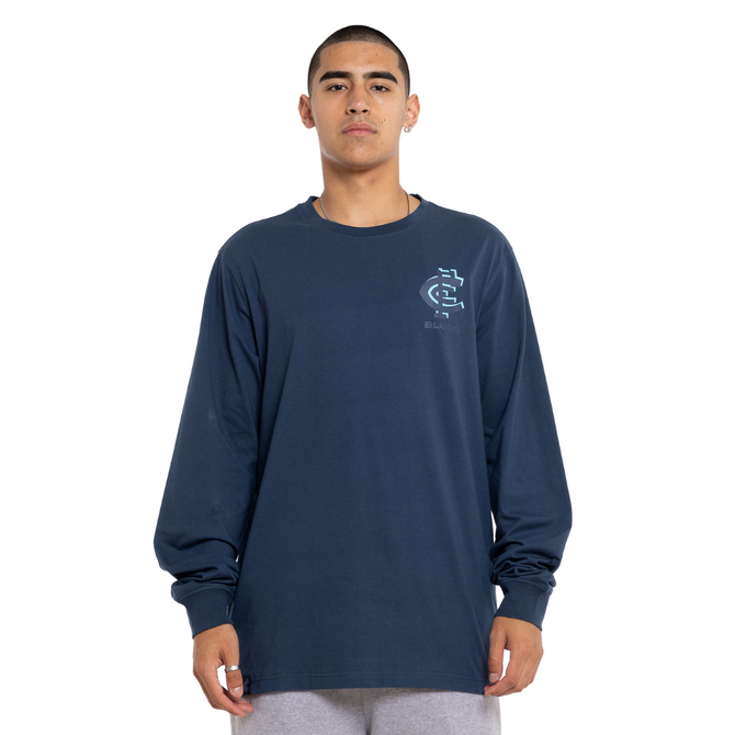 Close-up of the chest print on the Mens Carlton Shadow Long Sleeve Tee.