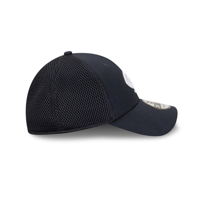 Right side view of the Carlton New Era Spacer Mesh 39Thirty cap.