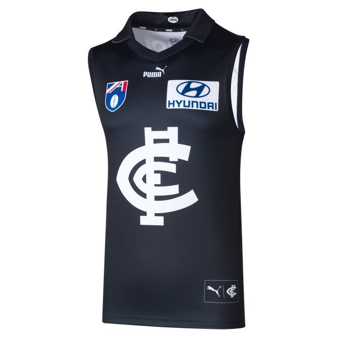 Front view of the 2024 Carlton PUMA Adult Heritage Guernsey.