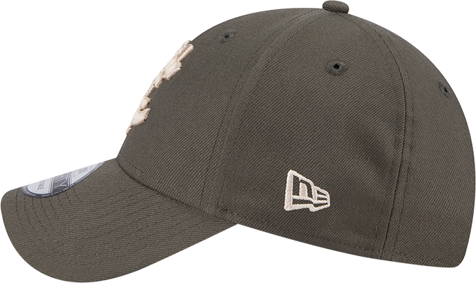 Left side view of the 2025 Carlton New Era Dusty Charcoal 9Forty cap (Adult).