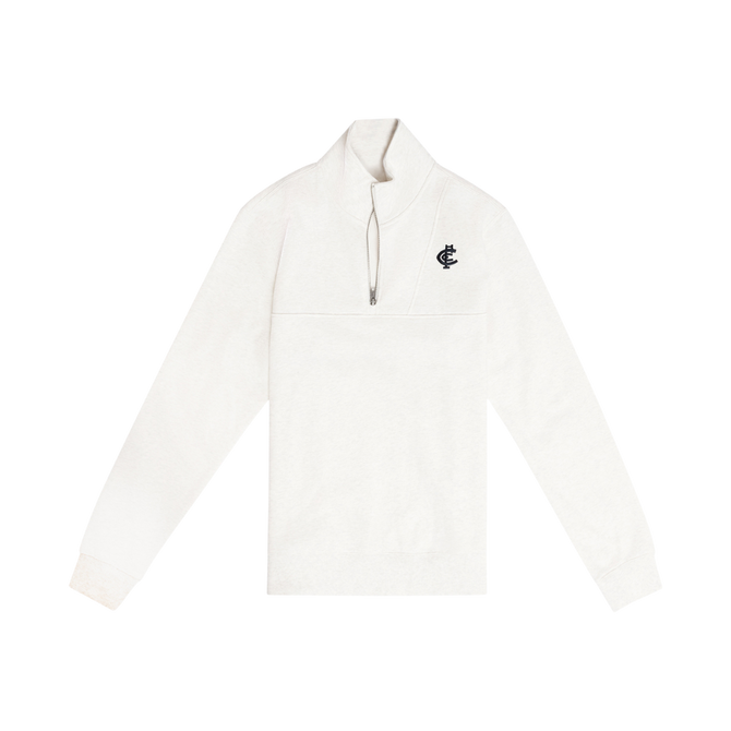 Close-up of the chest logo on the Men's 1/2 Zip Fleece Top.