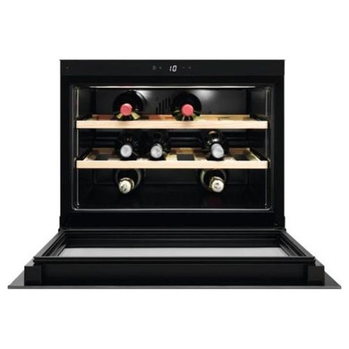 Electrolux KBW5X Vino Cantina da Incasso 18 bottiglie Capacita' 52 Litri Ventilazione interna Temperatura Regolabile da 5 a 20C Display LCD Touch Control Classe energetica F (A++) 45 cm Nero/Acciaio Inox