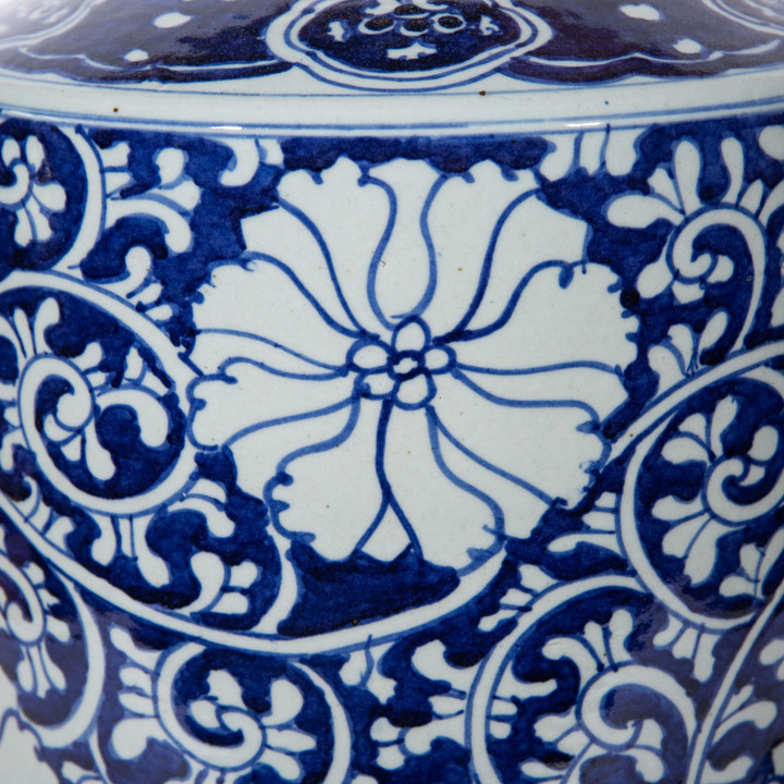Large Dynasty Tea Jar Twisted Lotus