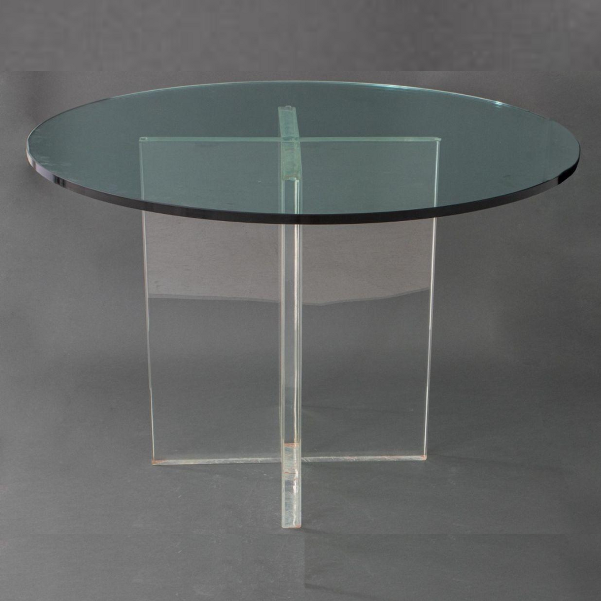 Lucite X Base Round Table