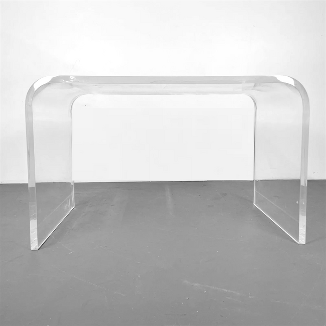 Classic Lucite 1