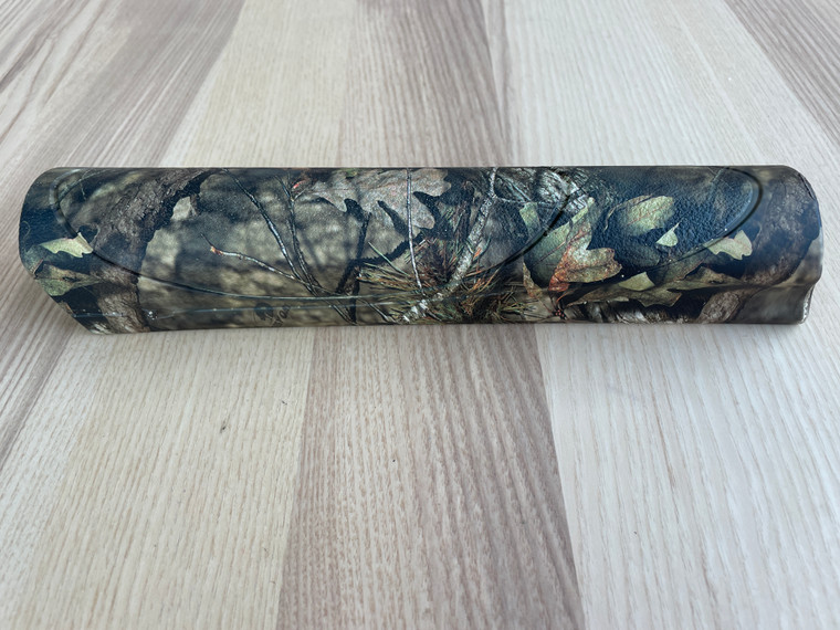V3 12GA FORE END - MOSSY OAK BREAK UP; COUNTRY; WITH VENT SLOT