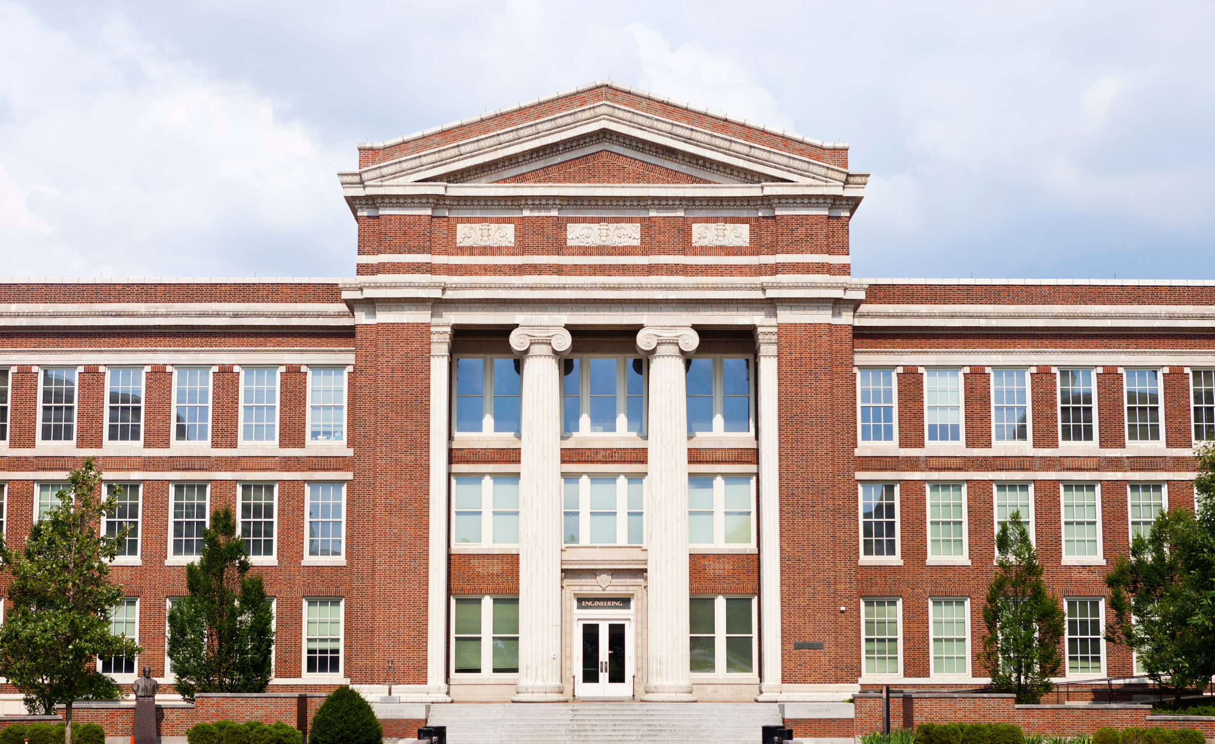 Funding Your Future: The 2026 Guide for Schools, Municipalities, and Non-Profits