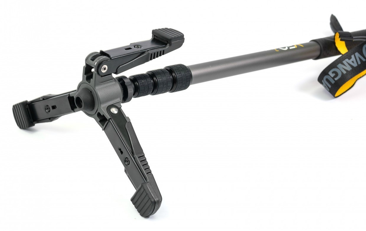 Vanguard VEO 2 Aluminum Shooting Stick with Folding Tri Stand & Pan / Tilt AM234TU