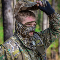 Primos Mossy Oak Bottomland Stretch Fit 1/2 Mask PS6664