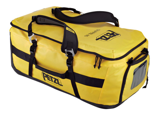 Designed to be carried in multiple ways, DUFFEL 85 is a convenient, ergonomic bag with a volume of 85 liters.