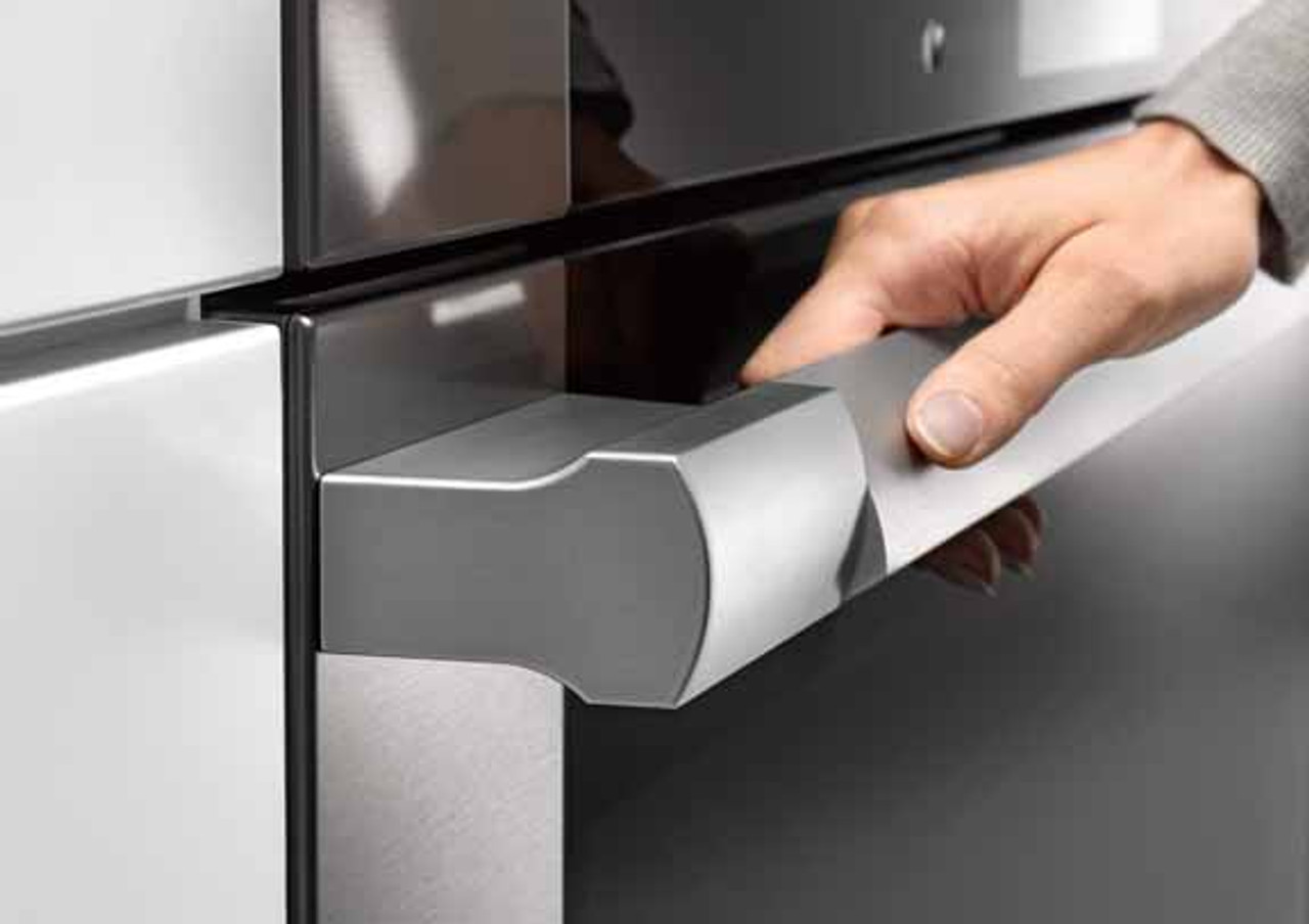 HR19362G Miele 36" Dual Fuel Range 4 Burners and MPro Griddle