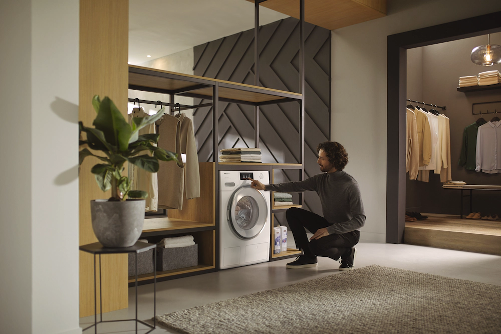 Miele WXR860 Series 24" Compact Front Load Washer + Electric Heat Pump Dryer Pair M Touch premium user interface - Thumbnail 2