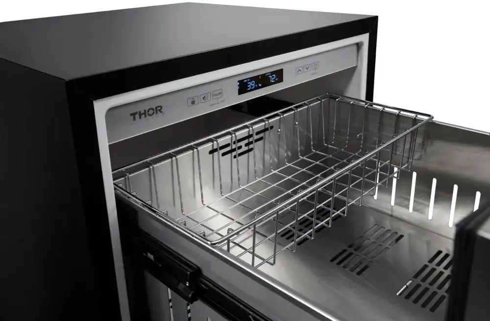 Thor Kitchen TRF24U Undercounter Refrigerator - Thumbnail 4