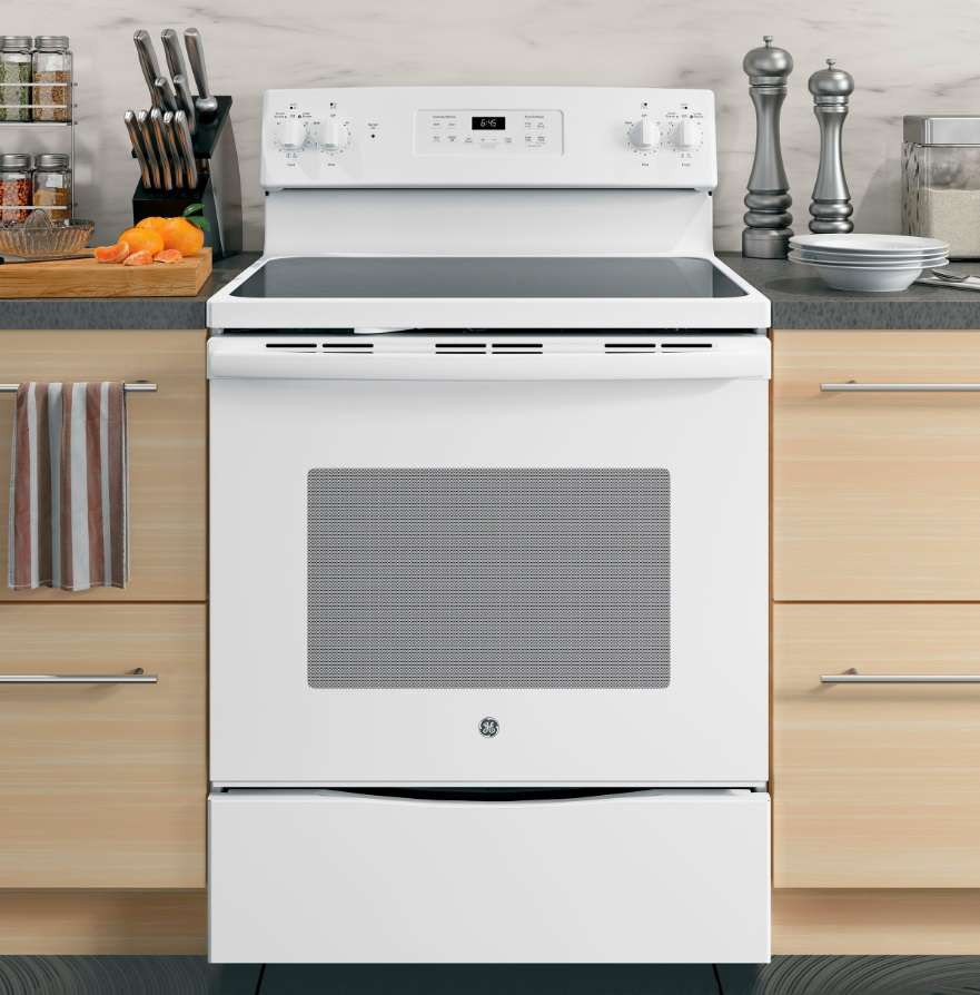 JB645DKWW GE 30" Freestanding Electric Range with Ceramic Glass Cooktop