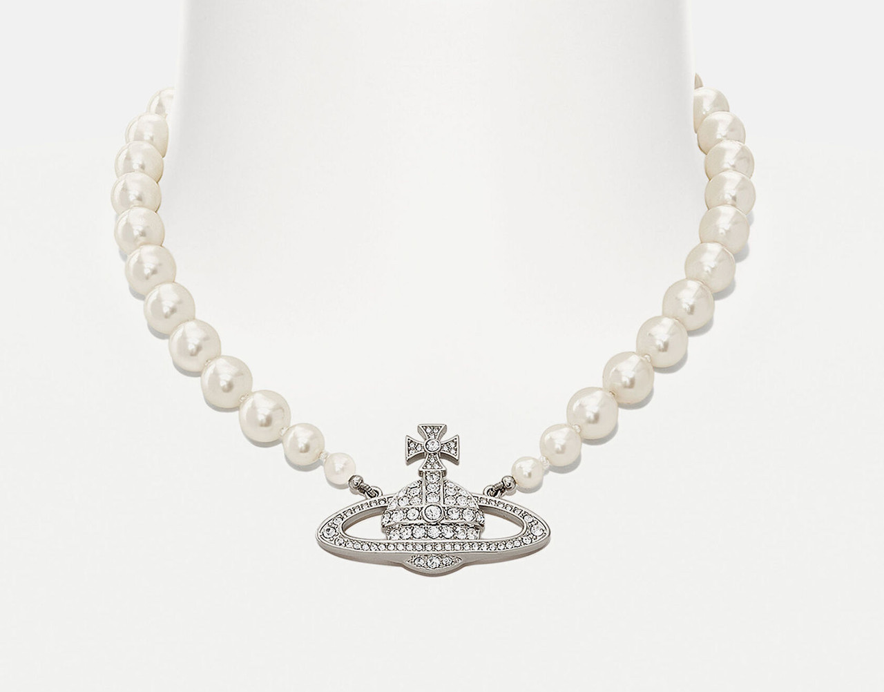 VivienneWestwood ONE ROW BAS RELIEF PEARL チョーカー Vivienne Westwood One Row Pearl Bas Relief Choker platinum