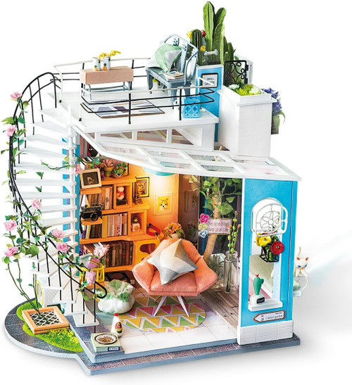 Rolife Dora's Loft / DIY Rolife studio brillantine toronto canada 7