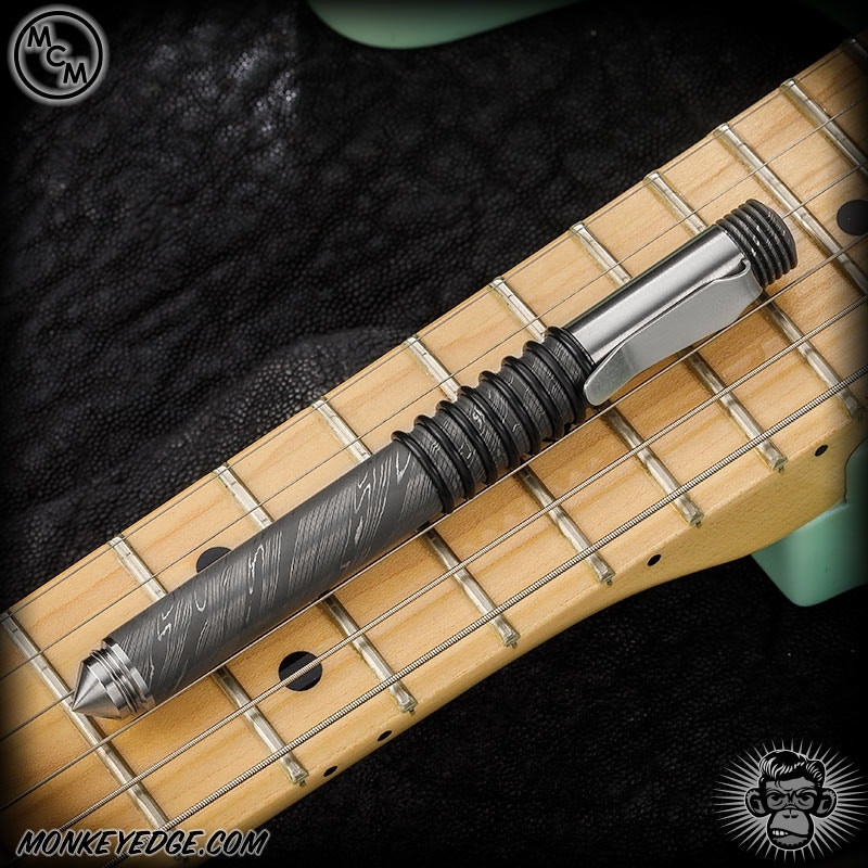 Monkey Edge - Matthew Martin Cap Pen: Dot Matrix Damascus/Titanium