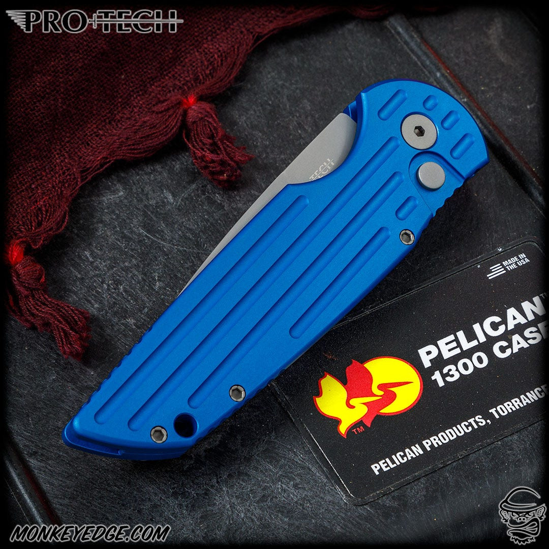 Monkey Edge - Pro-Tech Knives: TR-3 - Blasted/Blue