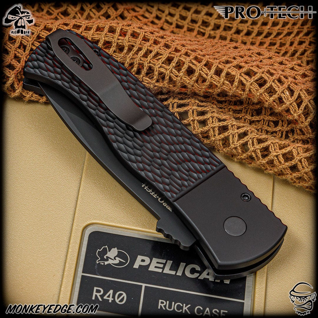 Monkey Edge - Pro-Tech Knives: CQC-7 Auto Spearpoint - Black DLC/Black