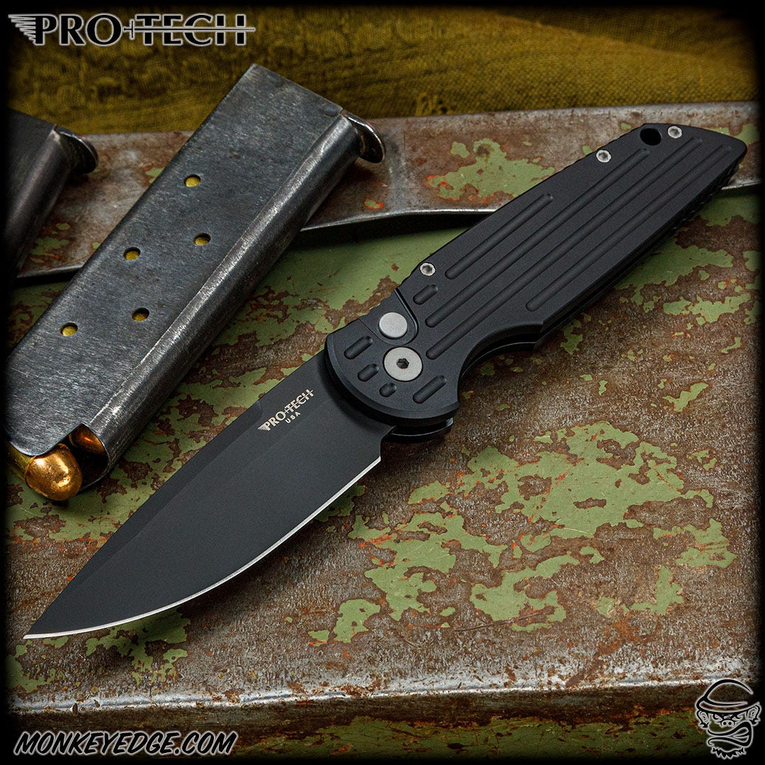 Monkey Edge - Pro-Tech Knives: TR-3 - Black DLC/Black