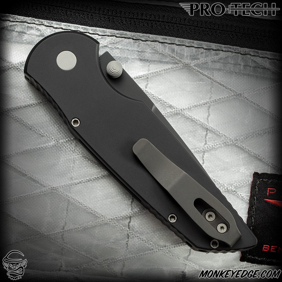 Monkey Edge - Pro-Tech Knives: TR-3 Integrity - Black/Black