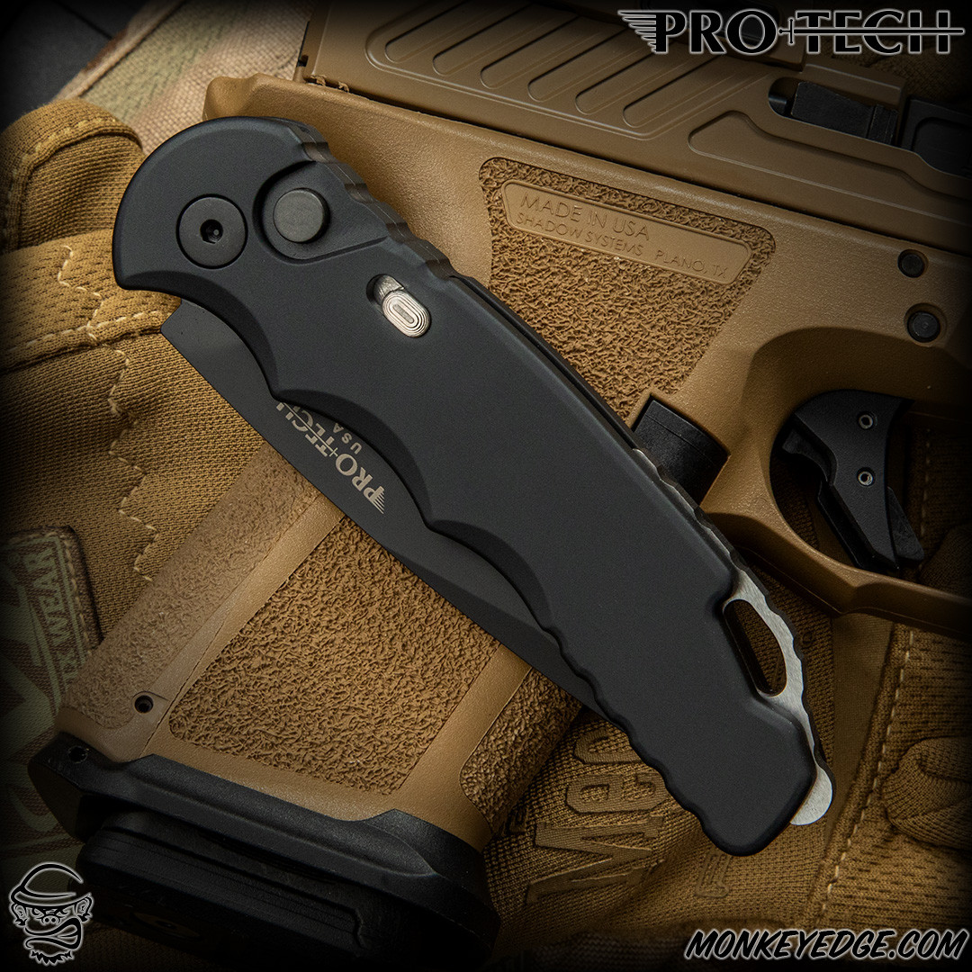 Monkey Edge - Pro-Tech Knives: TR-5 - Black/Black