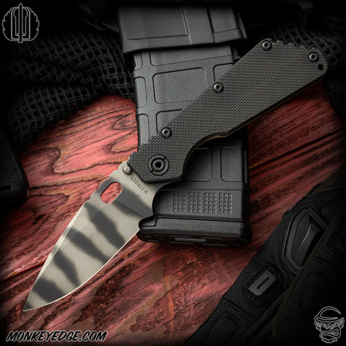 Strider Knives Folder: SMF Dagger Grind - Striped/Flamed