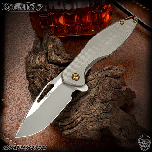Koenig Knives: Mini Arius - Two Tone/Blasted Patterned w/Bronze Hardware
