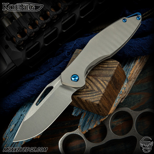 Koenig Knives: Mini Arius Non-Flipper - Two Tone/Blasted Plexa w/Blue Hardware