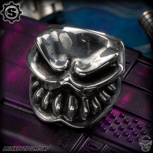 Starlingear Ring: Bullet Tooth Puncher - Silver