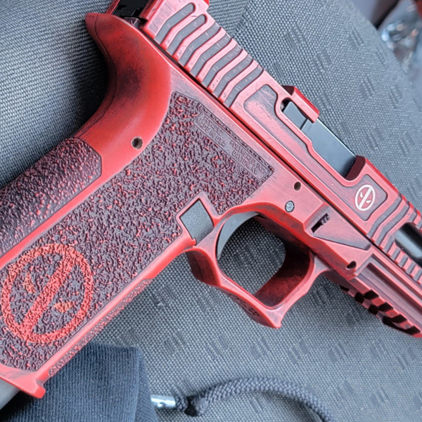 DEADPOOL FULL SIZE 9MM HANDGUN