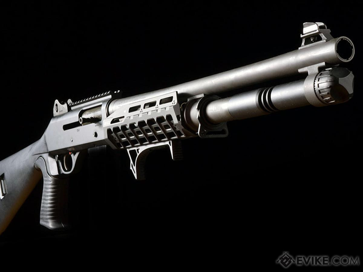 ベネリ m4 ハンドガード