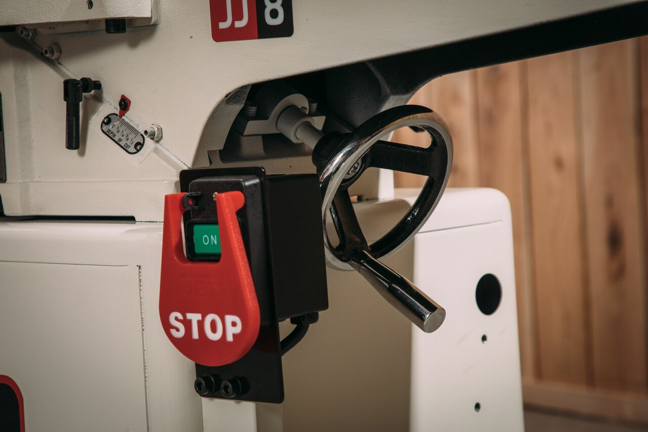 Jet JWJ-8CS, 8-Inch Jointer, HSS Knife Cutterhead, 2 HP, 1Ph 230V