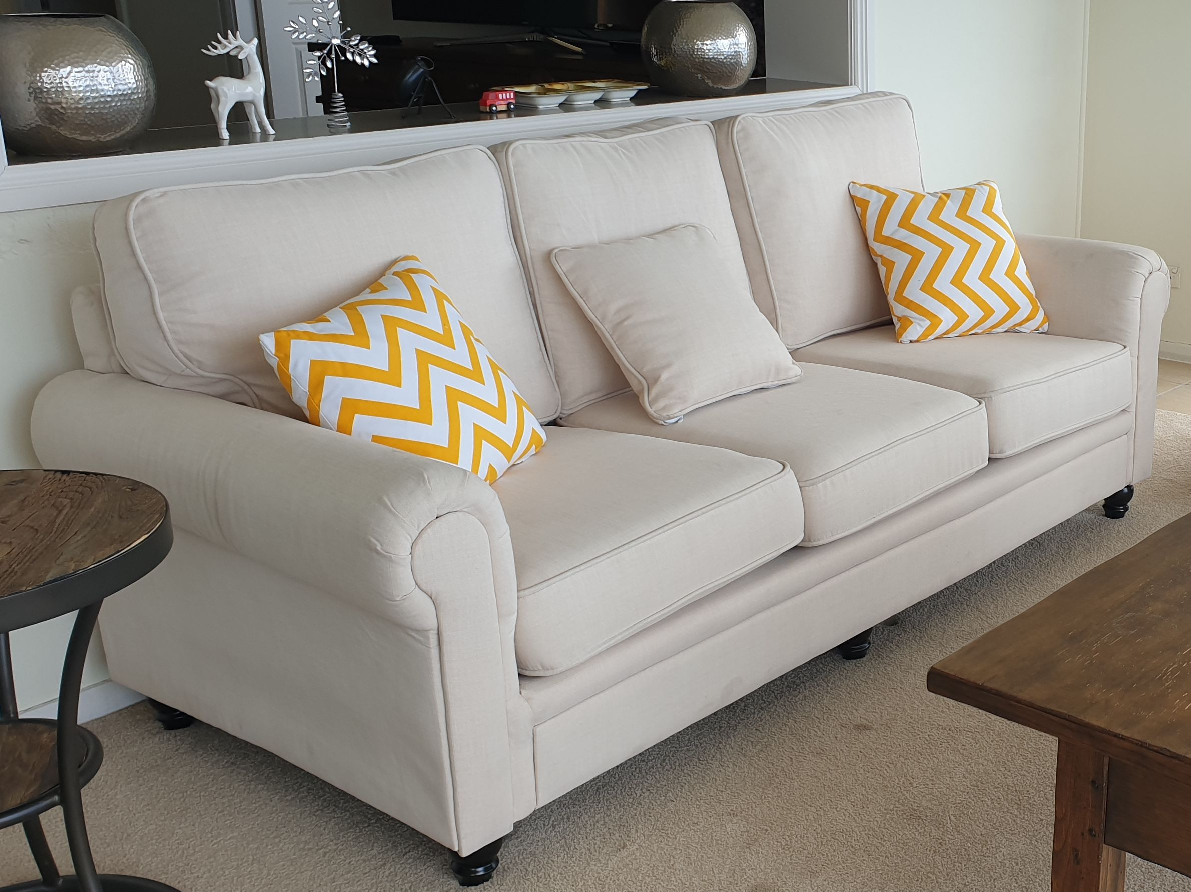 Cheap lounge sofa warehouse in Sydney warehouse direct