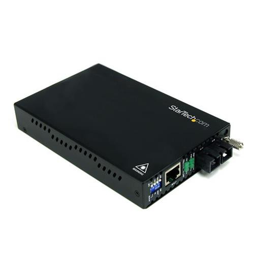 StarTech.com Convertisseur Ethernet sur Fibre Optique MultiMode SC - 10/100Mb/s - 2km - ET90110SC2