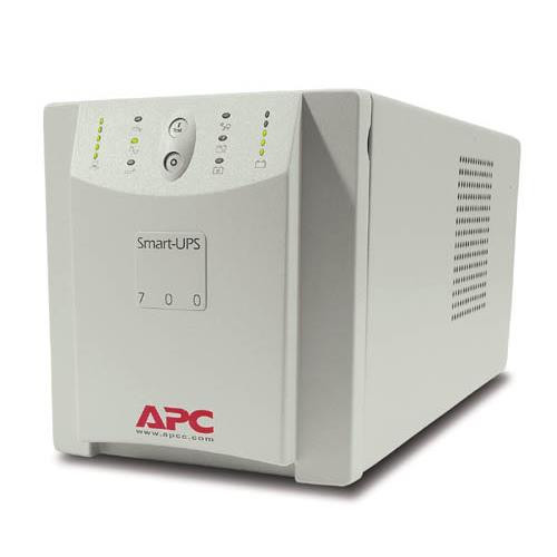 APC Smart-UPS 700VA alimentation d'énergie non interruptible 0,7 kVA 450 W - SU700X167