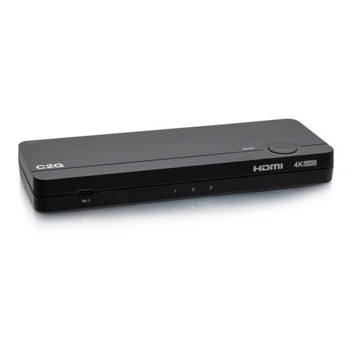 C2G Commutateur KVM USB-C®/HDMI® 3 entrées combinées vers HDMI 1 sortie avec Power Delivery - 4K 60Hz - 54541