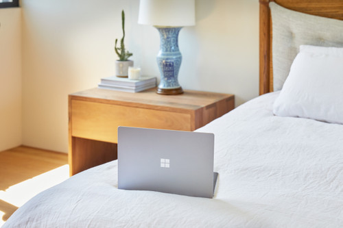 Microsoft Surface Laptop 3 Intel® Core™ i7 i7-1065G7 Ordinateur portable 38,1 cm (15") Écran tactile 16 Go DDR4-SDRAM 512 Go SSD Wi-Fi 6 (802.11ax) Windows 10 Pro Platine - PMH-00001